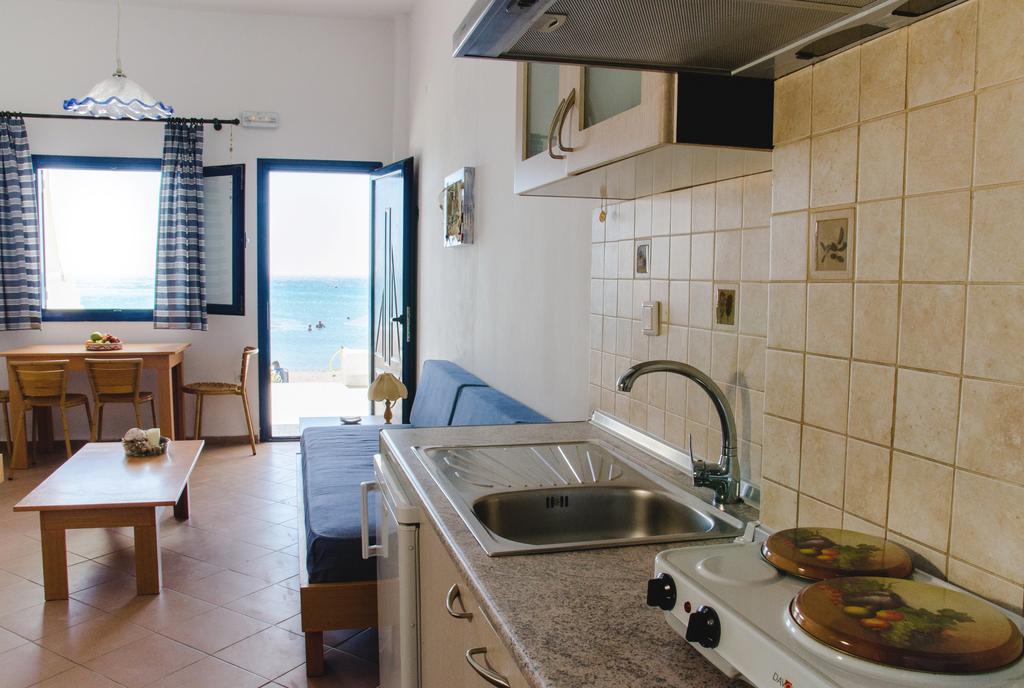 Yialos Studios-Apartments Макригиалос Экстерьер фото